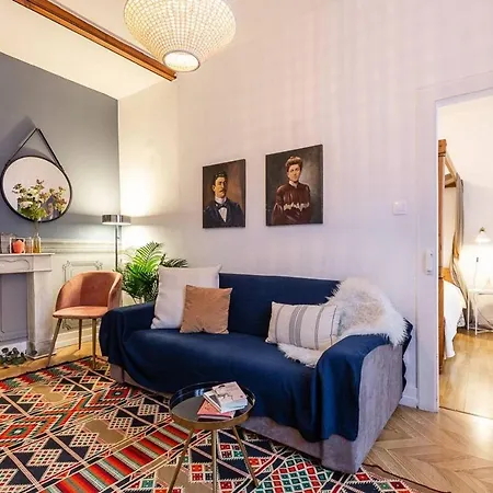Apartment Charmant City Center